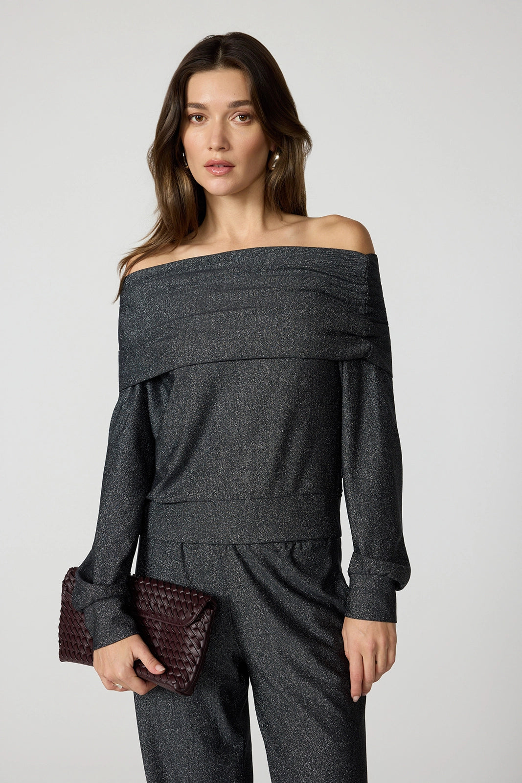 Shimmer Off The Shoulder - Black/Silver