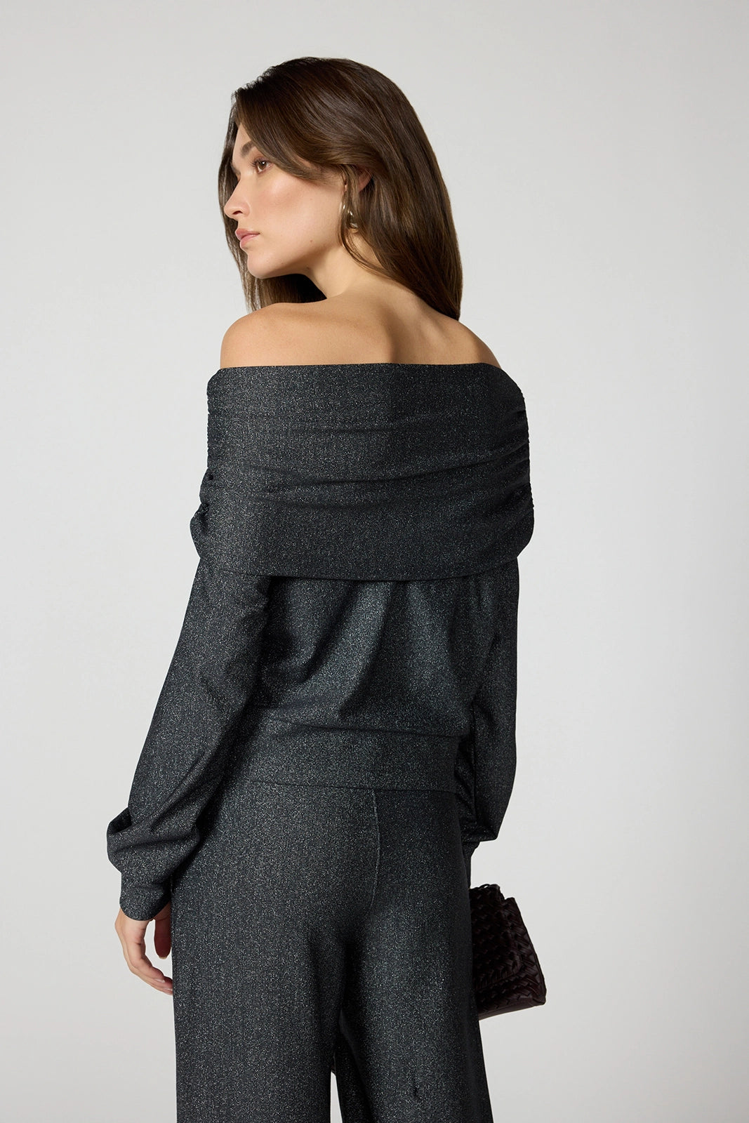 Shimmer Off The Shoulder - Black/Silver