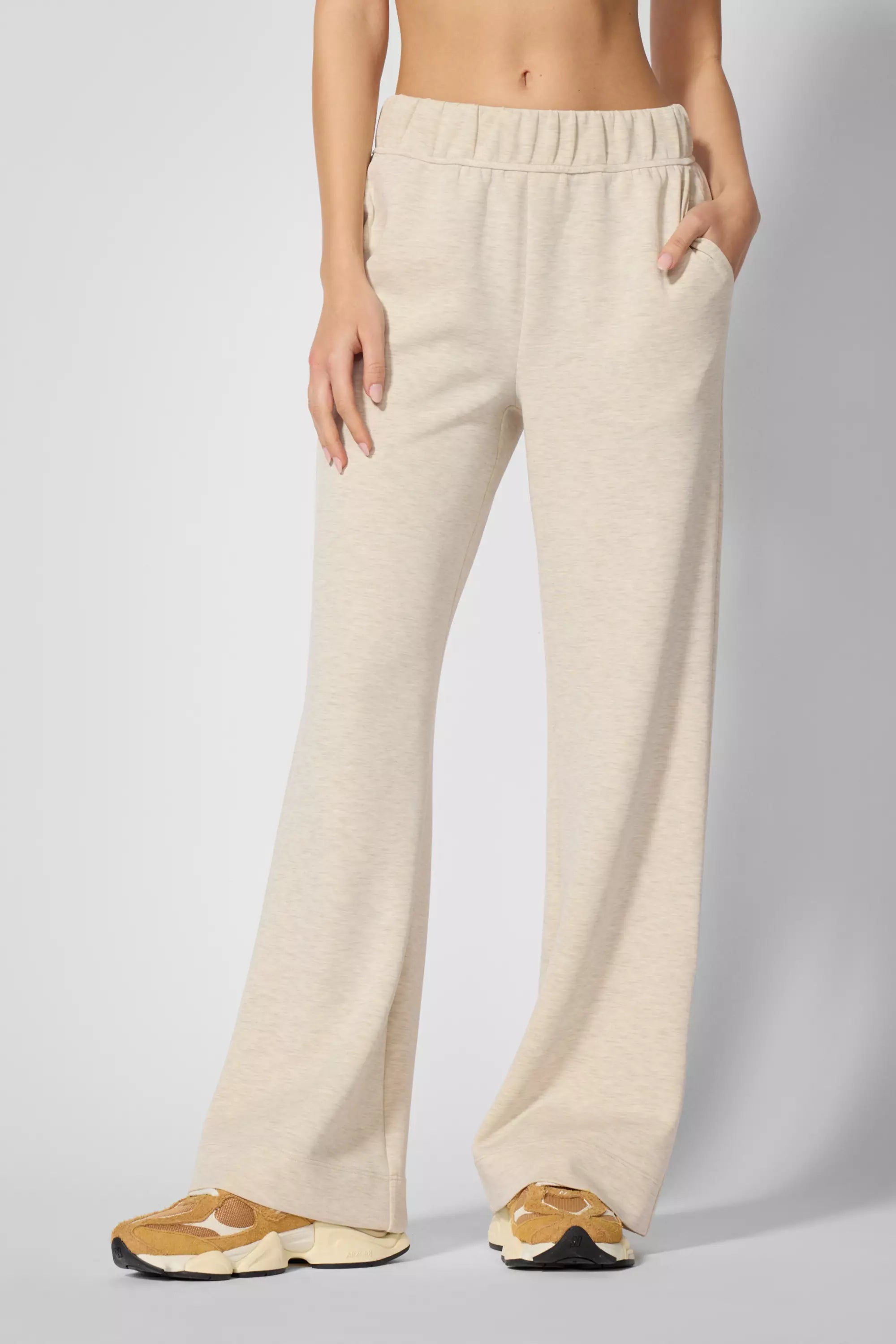 Dreamweave™ Relaxed Pant - Htr Brown Rice