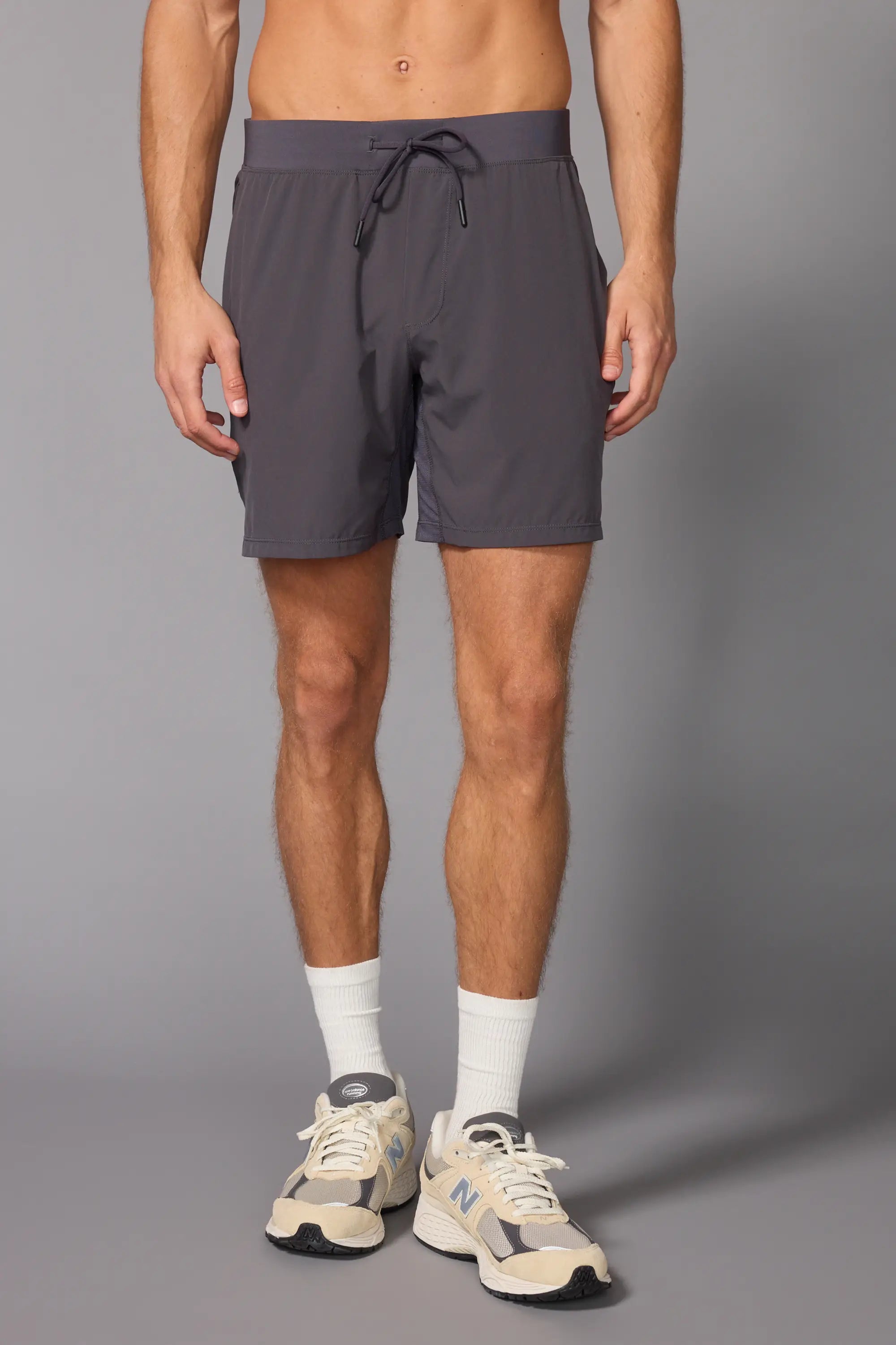 Stride Short - Asphalt